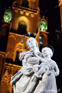 статуя Мадонны с младенцем Христом (Statua Madonny z Dzieciątkiem)